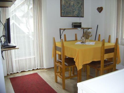 Hostal Apartment And Rooms Odar