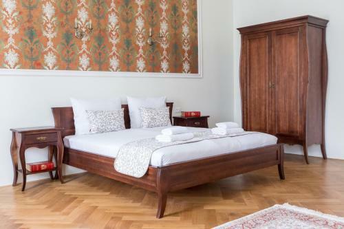 Barbo Palace Apartments And Rooms