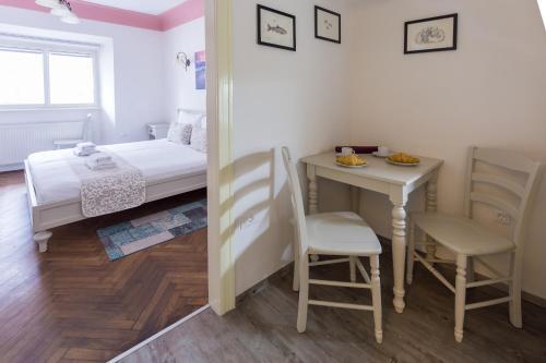 Barbo Palace Apartments And Rooms