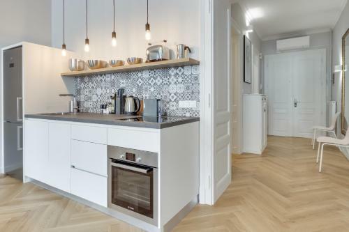 Fine Two Bedroom Trdinova Apartment