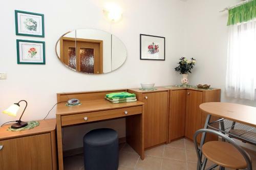 Parenzana Sea View Apartments Sk