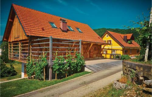 Three-bedroom Holiday Home In Semic
