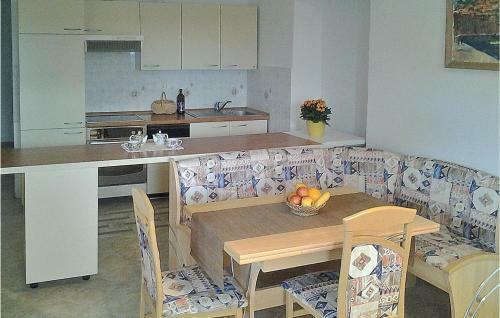 Two-bedroom Apartment In Secovlje