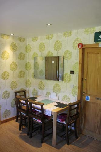 Hostal Aviedale Suite