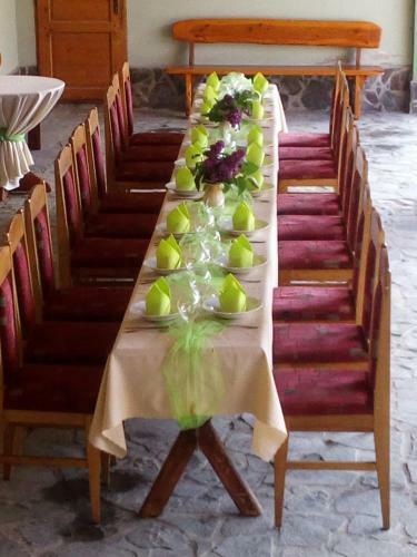 Hostal Pivnica A Penzion Pri Studni