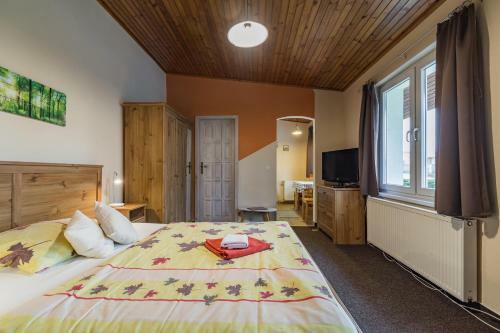 Hostal Penzion Via Mara