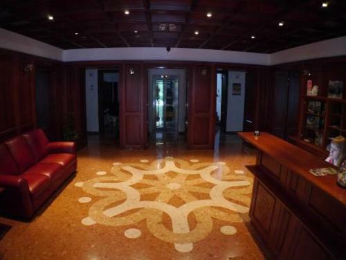 Hradn� Str�? Hotel&apartments
