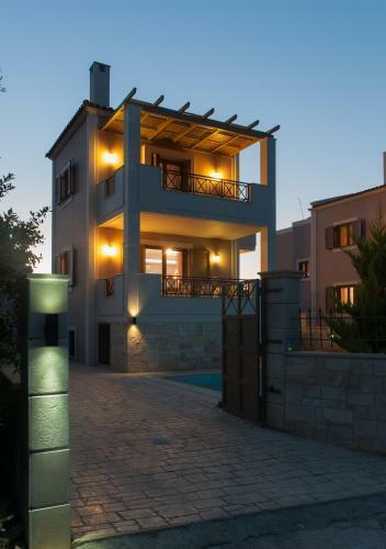 Villa Harmony-crete Residences