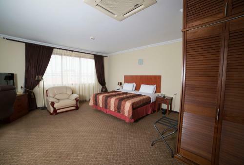 Elegance Hotel & Casino