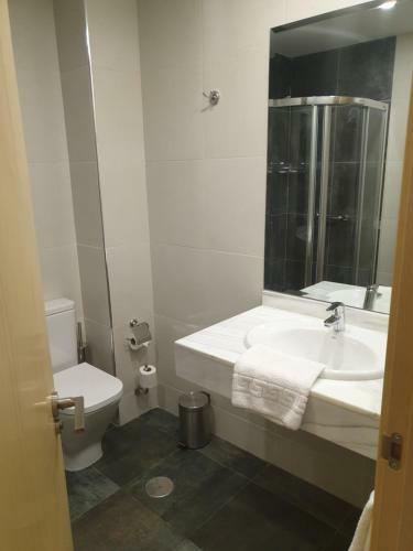 Afrit Sa "le Grand Hotel de Thies