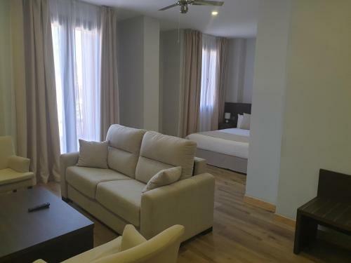 Afrit Sa "le Grand Hotel de Thies
