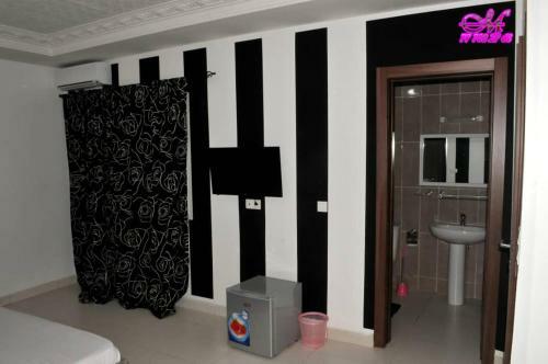 Hostal Residences Yama