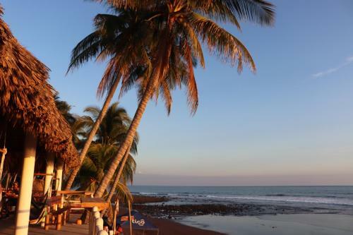Hotel Olas Permanentes El Zonte