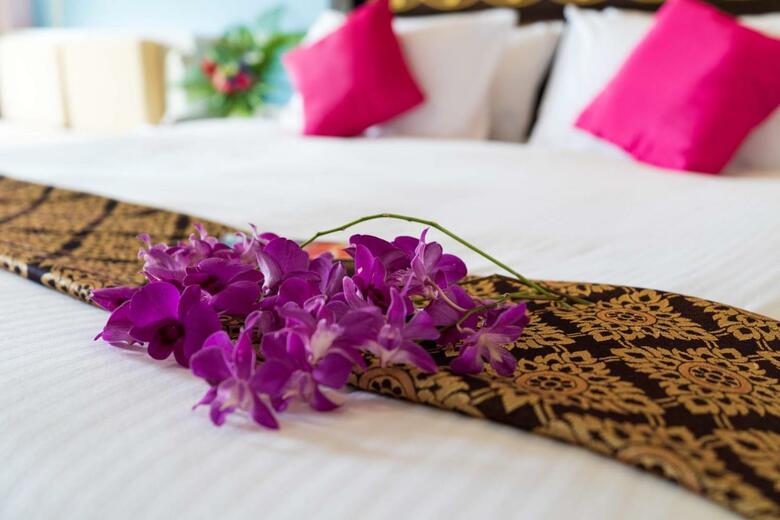 Hotel Aonang Ayodhaya Beach Resort
