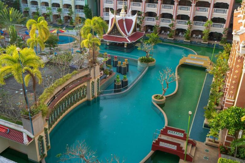 Hotel Aonang Ayodhaya Beach Resort
