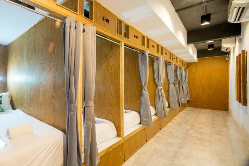 Hanuman V.i.p Hostel