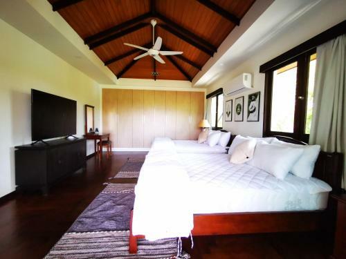 Villa Laguna Homes By Resava Group