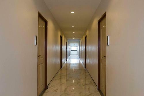 Hostal The Residence Thepkanjana