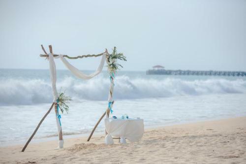 Twin Villas Natai - 10 Bedroom Luxury Beach Front Villa