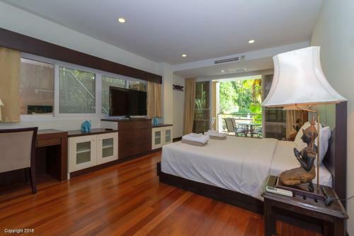 Karon View Serviced Apartment