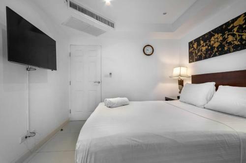 Ocean View 2 Br Apartment Kata Beach