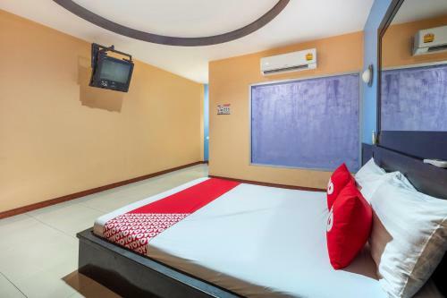 Oyo 1153 New Star Hotel