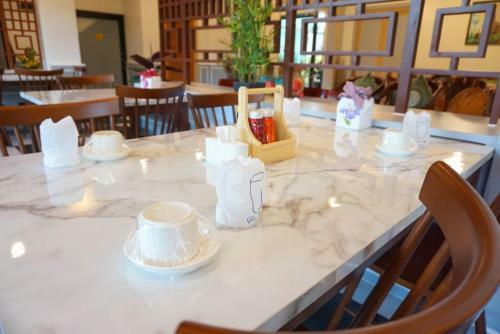 Usabai Riverside Boutique Hotel