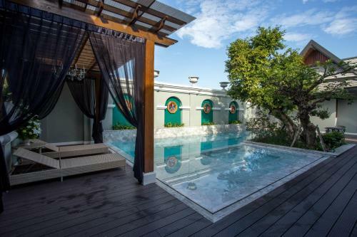 Hostal V Heritage Villa Chiang Mai
