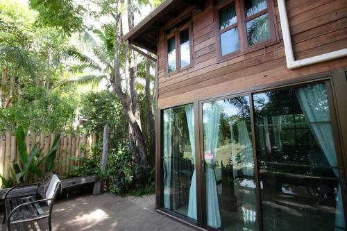 Hotel Royal Train Garden Resort