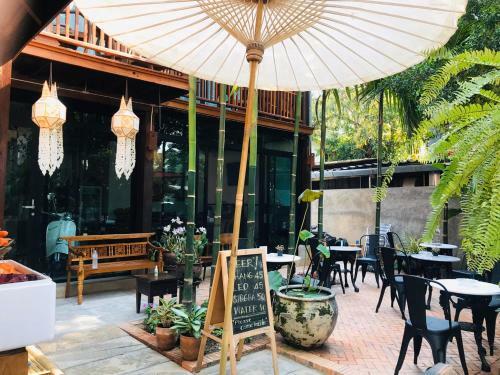 Hotel The Eight Ratvithi House