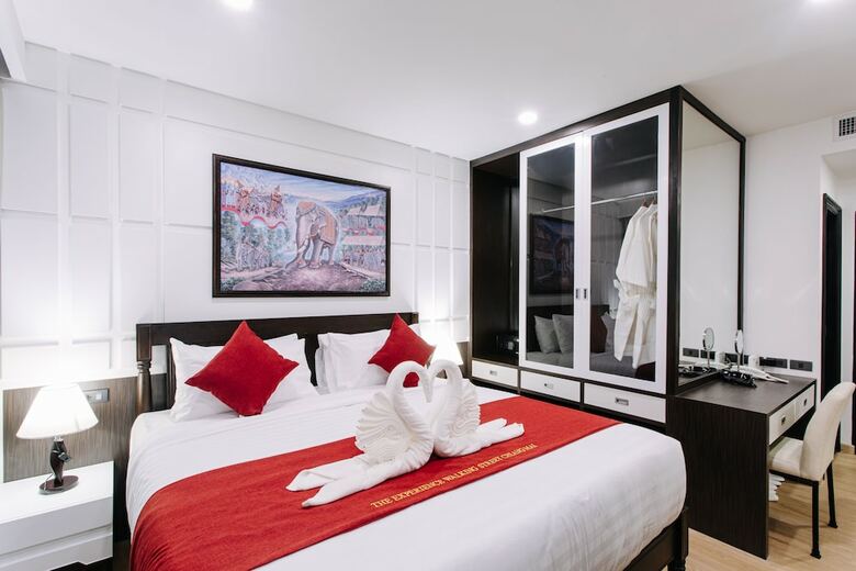 Hotel The Experience Walking Street Chiang Mai