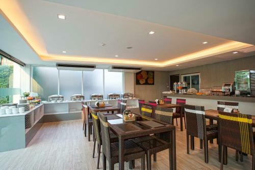 Nantra Chiangmai Riverfront Hotel