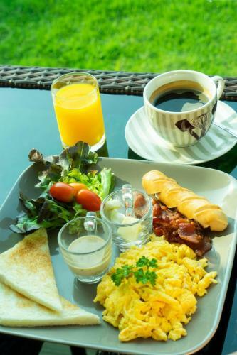 Nantra Chiangmai Riverfront Hotel