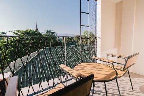 B Innspire Hotel