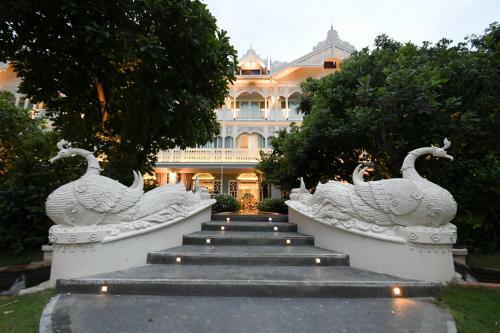 Hotel At Pingnakorn Riverside