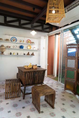Past Tense Hostel