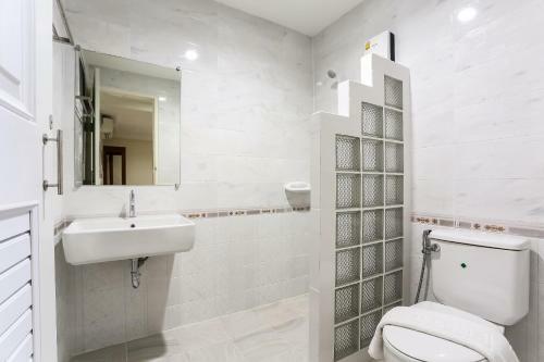 Hotel Canary House Rachawong