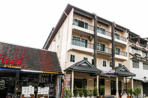Hotel Canary House Rachawong