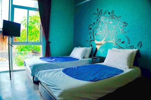 Hostal Heyha House
