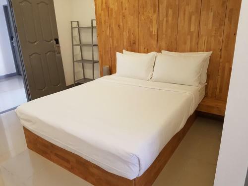Loyy Hotel
