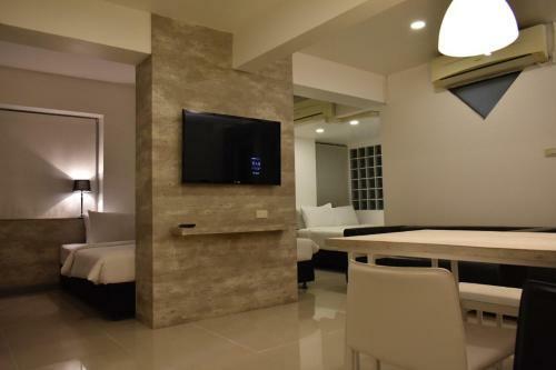Loyy Hotel