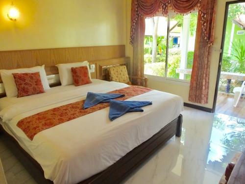 Hotel Blue Andaman Lanta Resort
