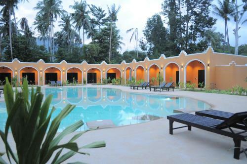 Hotel Hacia Resort