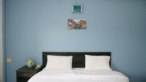 Happiness Garden Hotel
