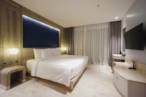 Seabed Grand Hotel Phuket