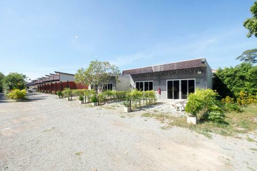 Hotel Oyo 940 Phirm Resort