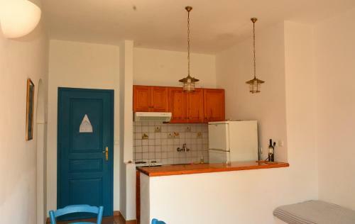 Mealos Apartments