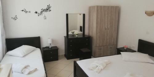 Hostal Studios Avra