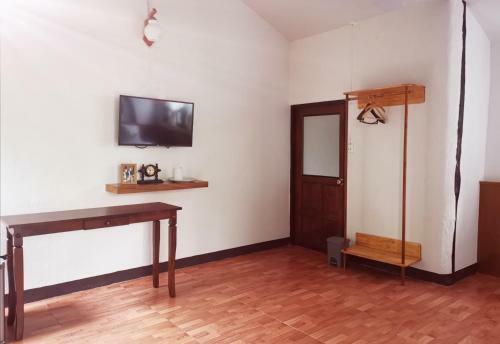 Hotel Lunghe Homestay (?????????????)