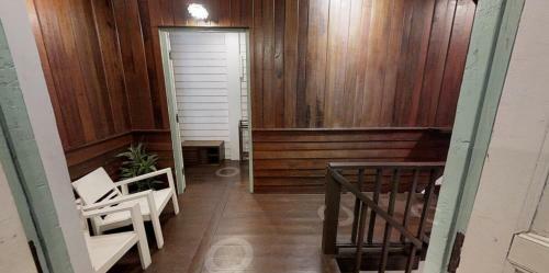 Hostal Ishome& Hashery